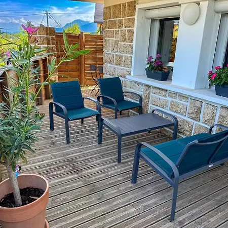 Apartment Les Mirandelles - Vue/acces *